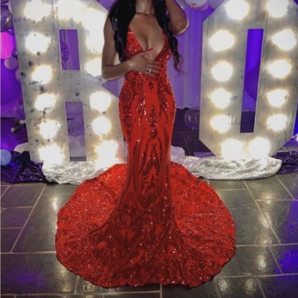 Gorgeous red prom dress